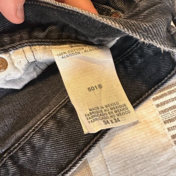 Levi's Jeans Mens 33x32 Black 501 Dark Wash Distressed Cotton Denim Pants - Picture 3 of 8